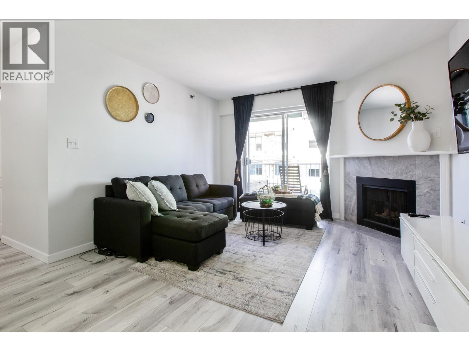 440 22661 Lougheed Highway, Maple Ridge, BC