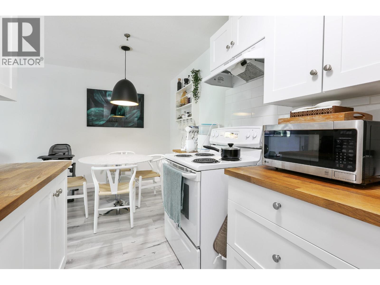 440 22661 Lougheed Highway, Maple Ridge, BC
