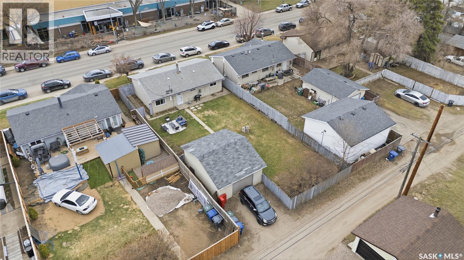 437 W Avenue N, Saskatoon, SK - With View