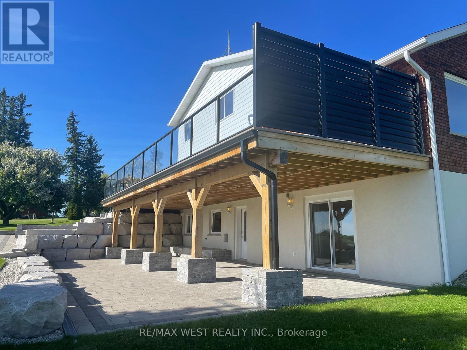 2219 County Road 42, Clearview, ON - Outdoor With Deck Patio Veranda