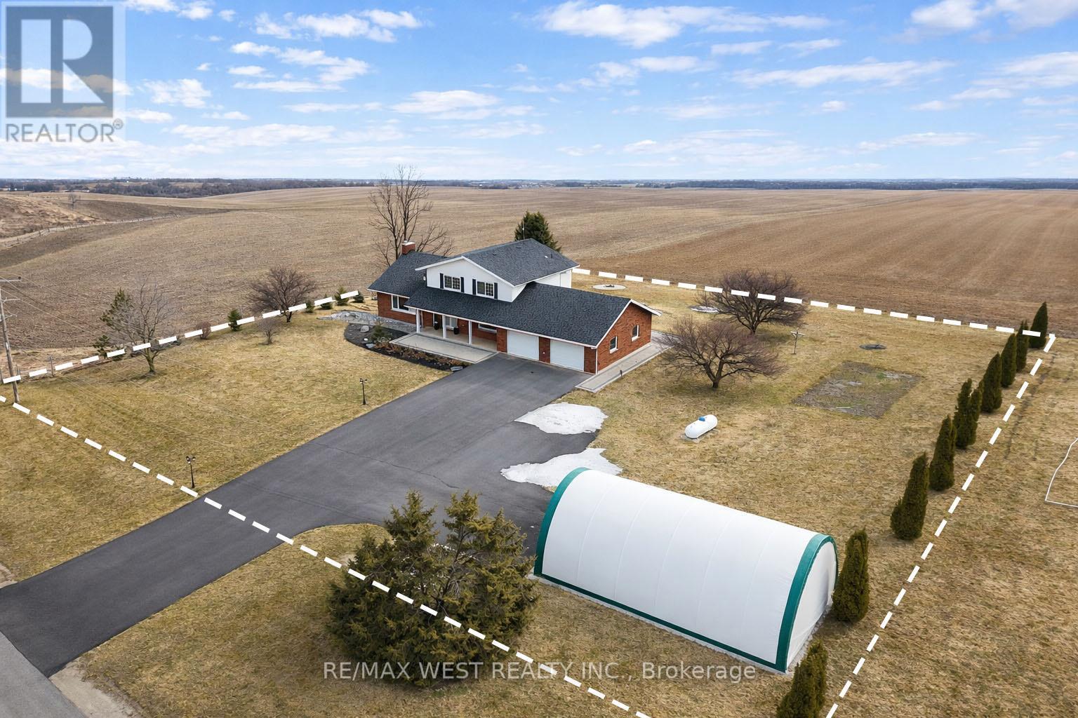 2219 County Road 42, Clearview, ON - Outdoor With View