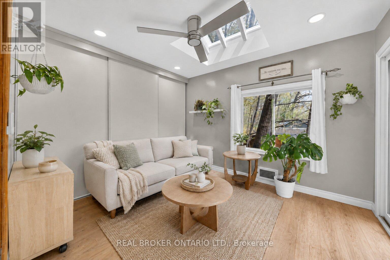 Virtually Staged - 1343 Hidden Valley Road, Burlington, ON
