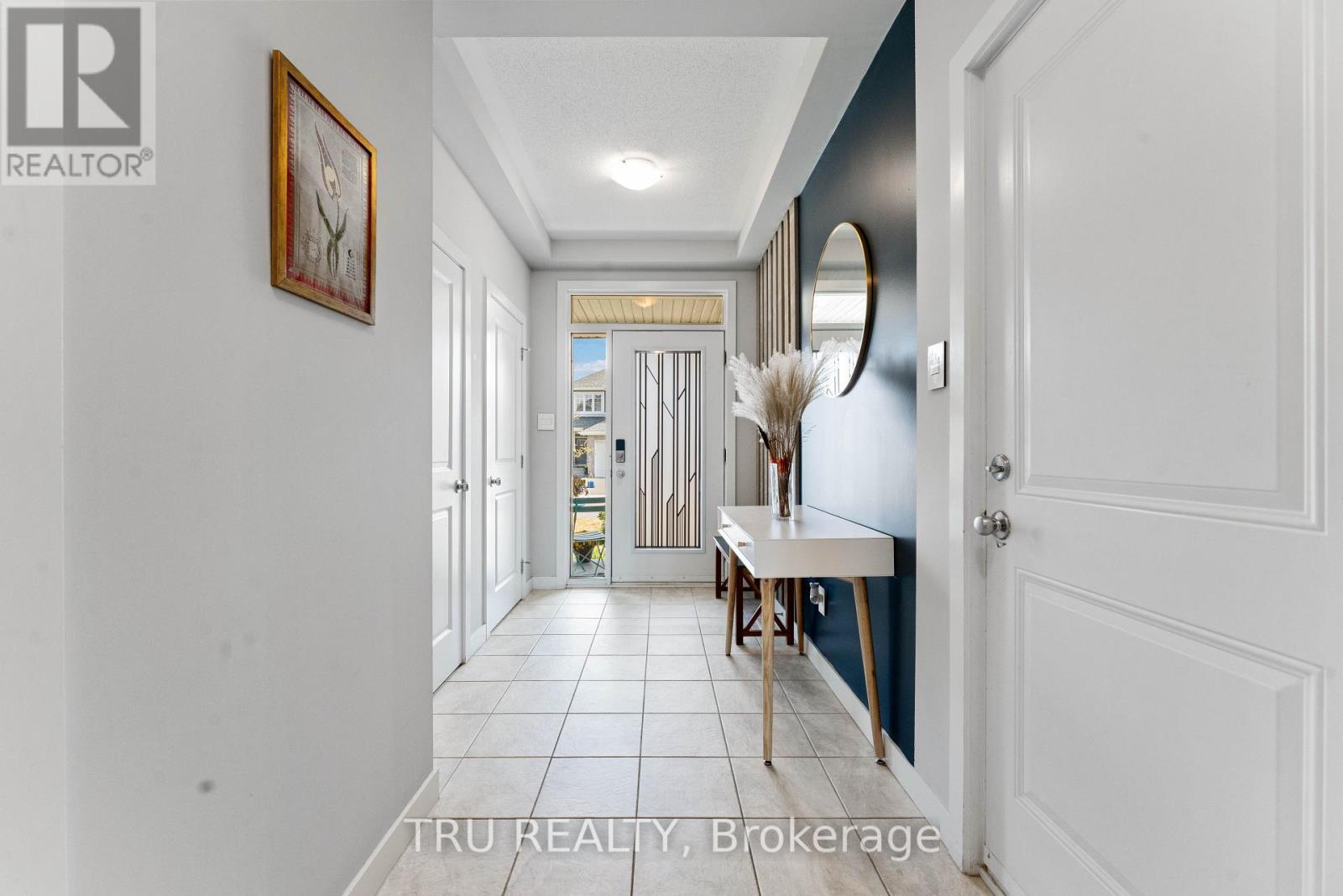 43 Aridus Crescent, Ottawa, ON - Indoor Photo Showing Other Room