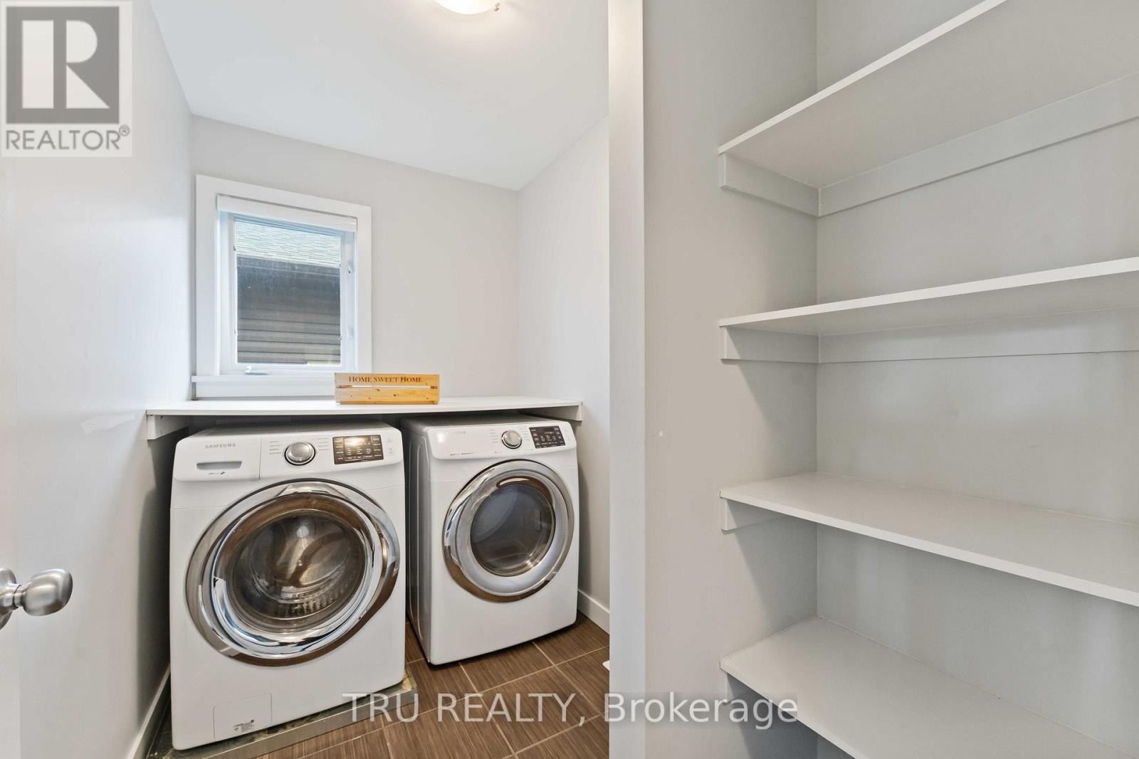 Laundry- Second Floor - 43 Aridus Crescent, Ottawa, ON - Indoor Photo Showing Laundry Room