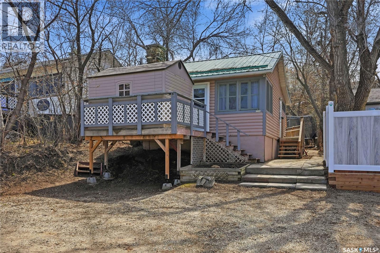 228A Green Avenue, Regina Beach, SK - Outdoor With Deck Patio Veranda