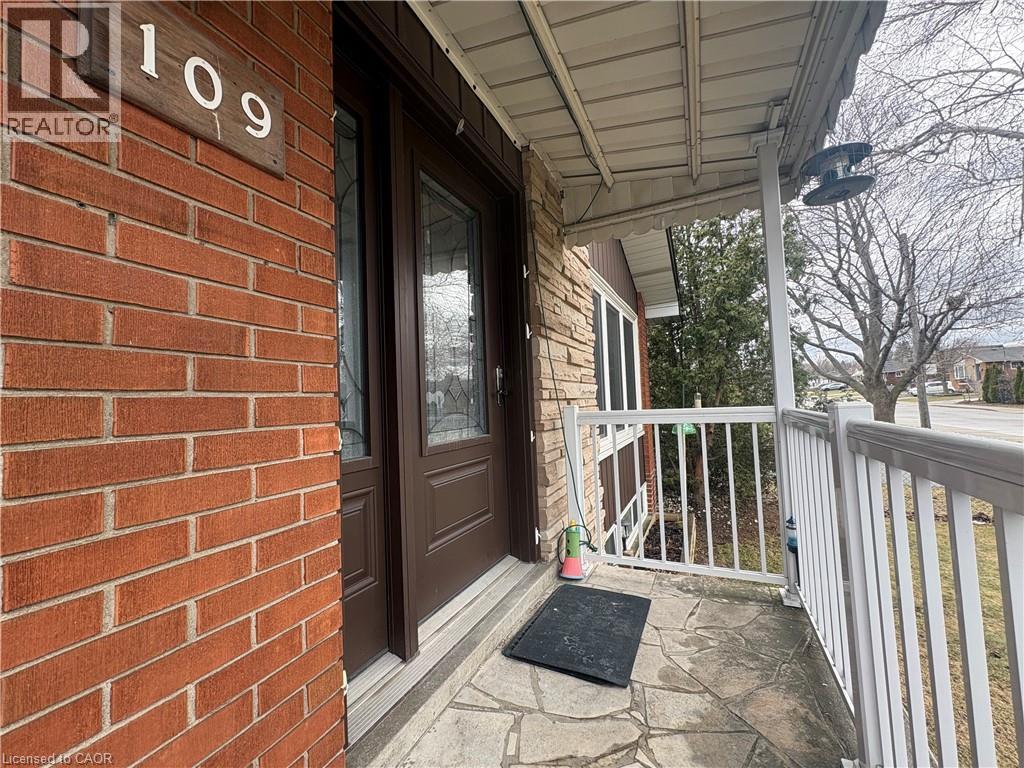 109 Ridge Street, Hamilton, ON - Outdoor With Exterior