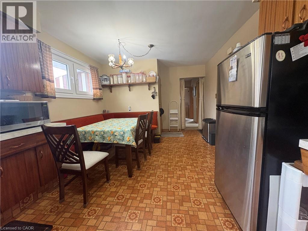 109 Ridge Street, Hamilton, ON - Indoor