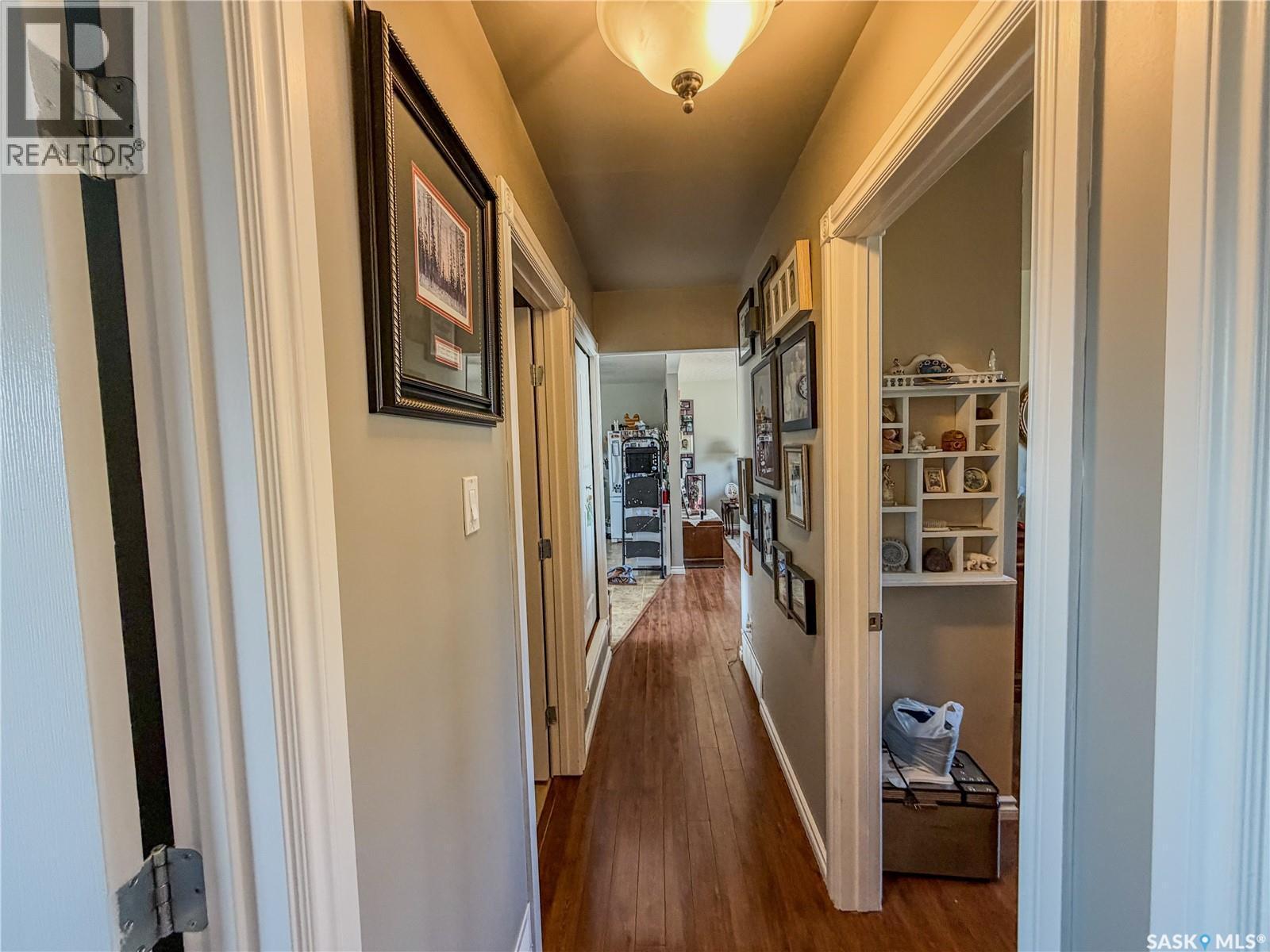 319 March Avenue E, Langenburg, SK - Indoor Photo Showing Other Room