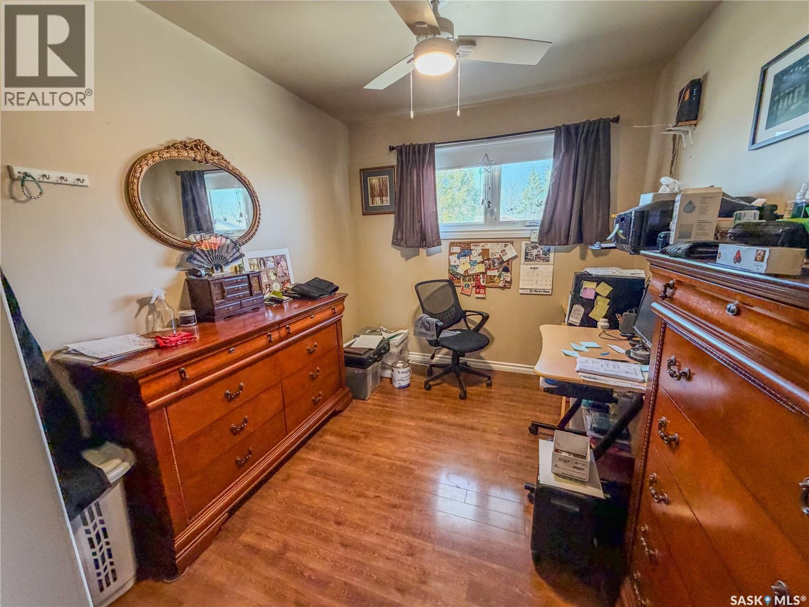 319 March Avenue E, Langenburg, SK - Indoor