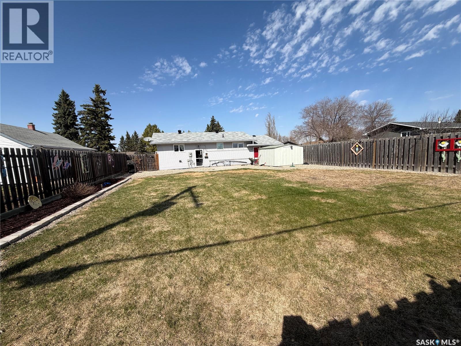 319 March Avenue E, Langenburg, SK - Outdoor