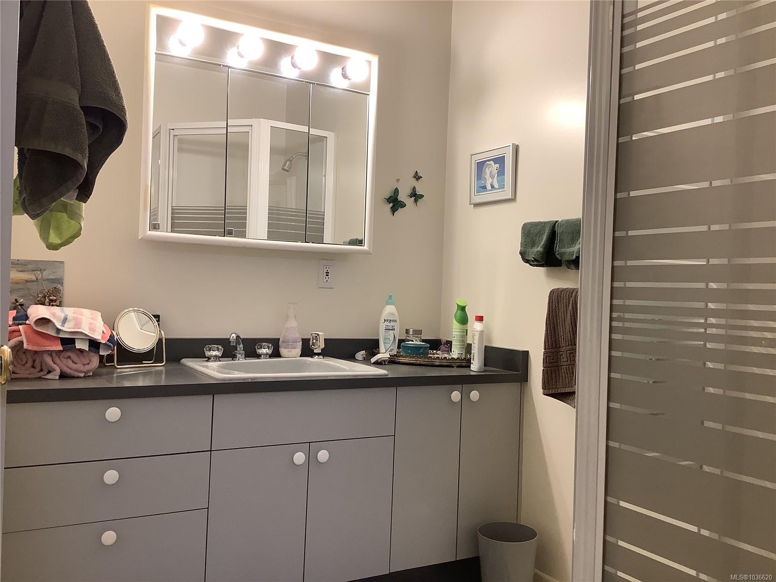 490 2Nd St, Sointula, BC