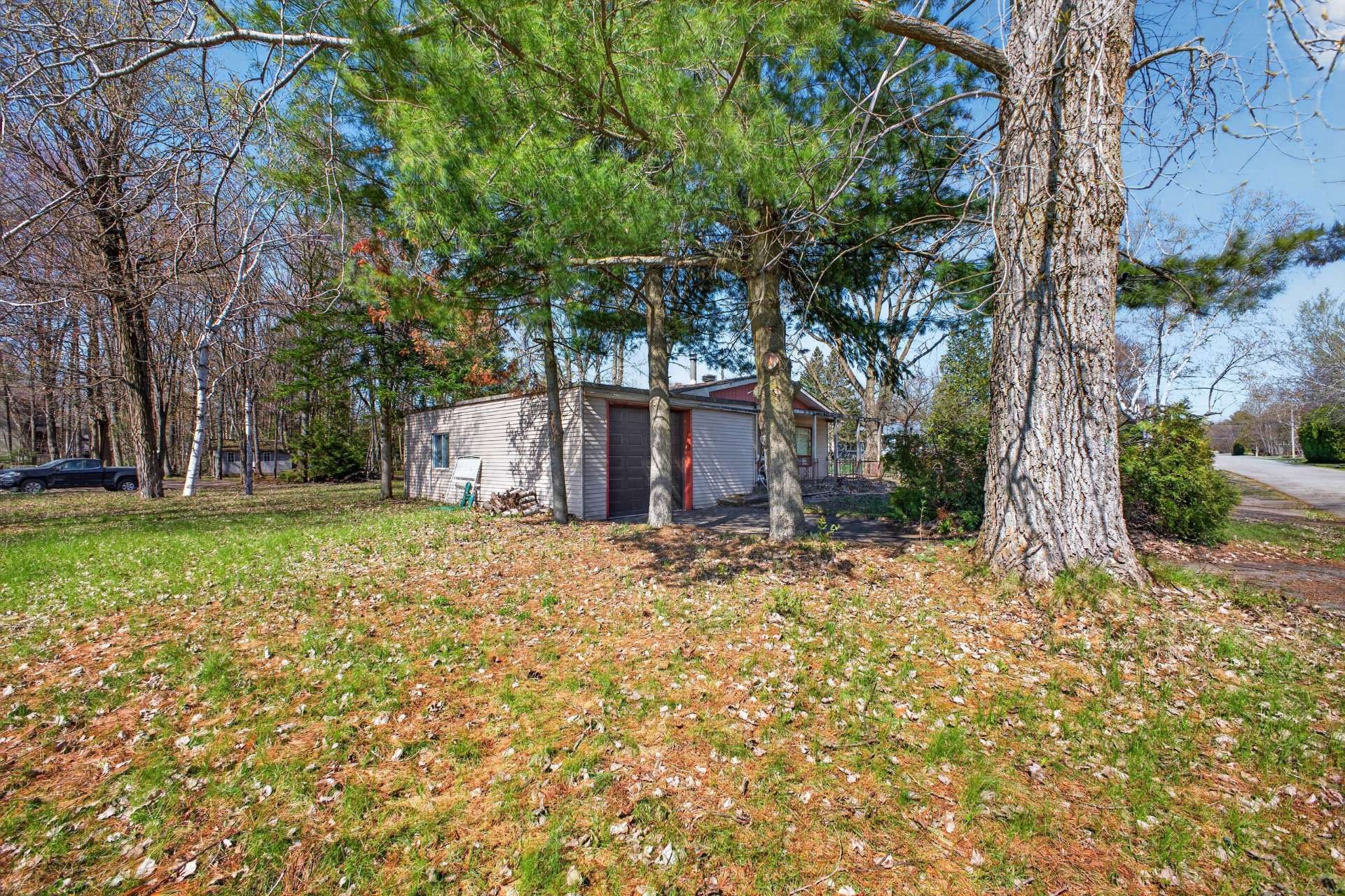 Front of Structure - 611 Rue Martin, L'Épiphanie, QC - Outdoor