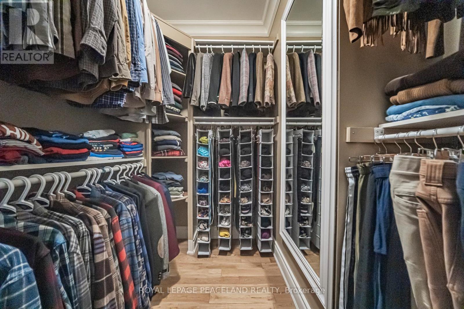 11 - 5595 Drummond Road, Niagara Falls, ON - Indoor With Storage