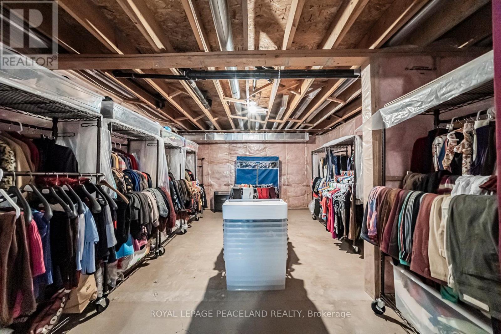 11 - 5595 Drummond Road, Niagara Falls, ON - Indoor