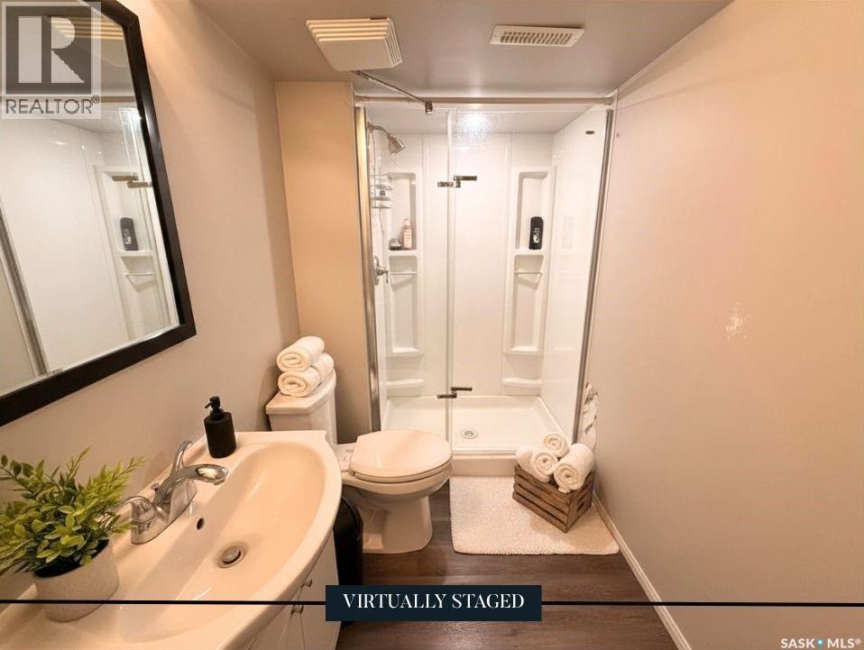 123 Burke Crescent, Swift Current, SK - Indoor Photo Showing Bathroom
