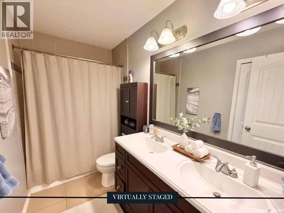 123 Burke Crescent, Swift Current, SK - Indoor Photo Showing Bathroom