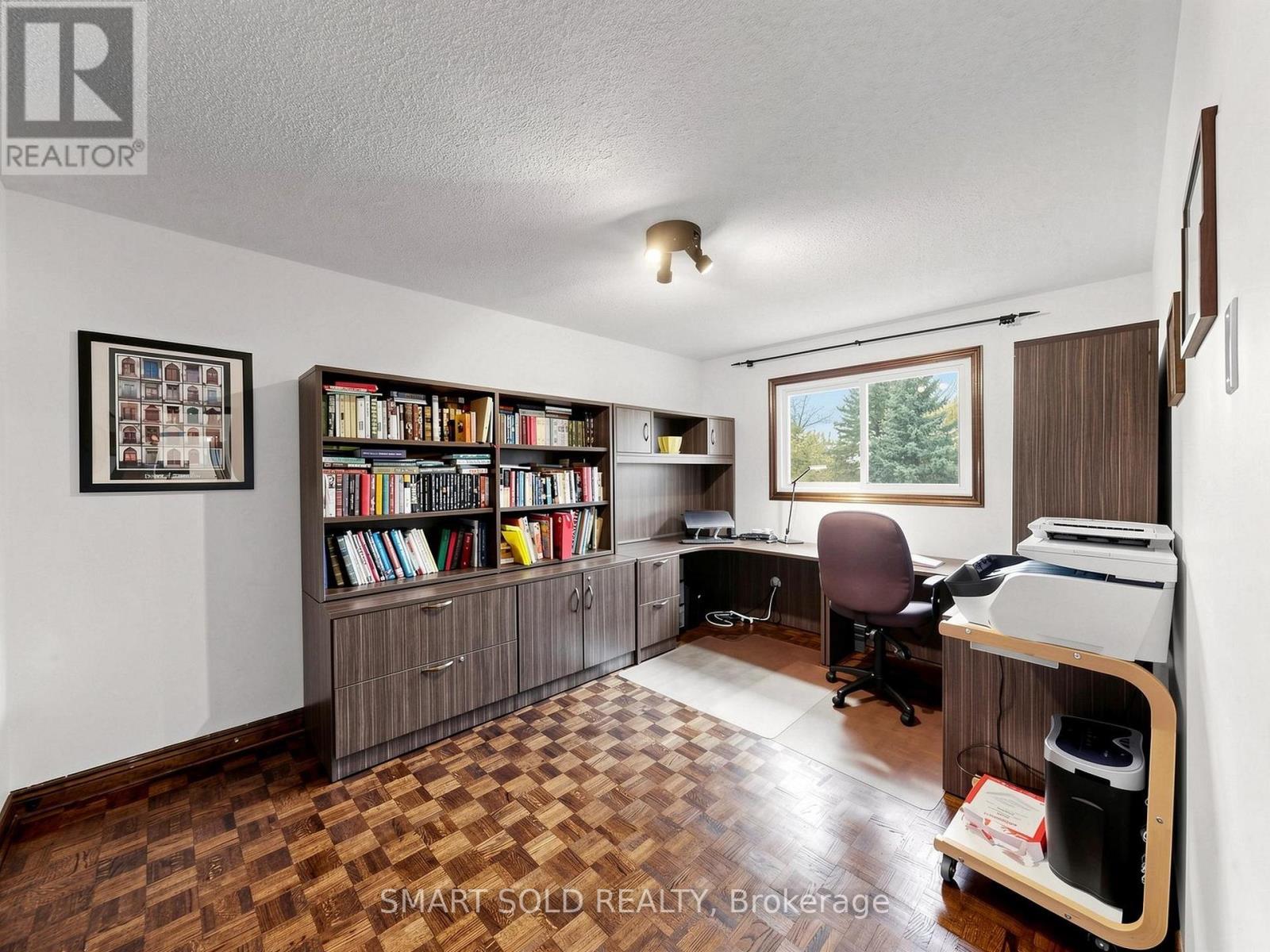 14 Marchwood Crescent, Richmond Hill, ON - Indoor