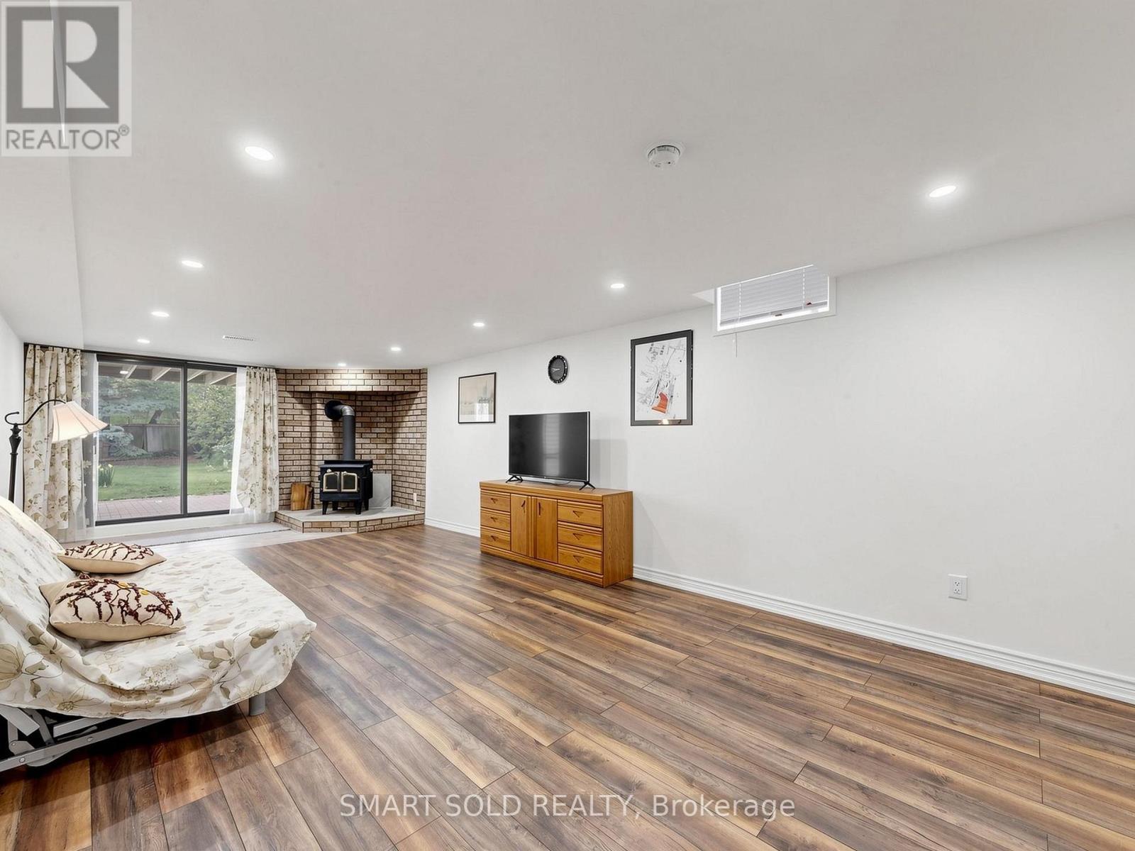 14 Marchwood Crescent, Richmond Hill, ON - Indoor