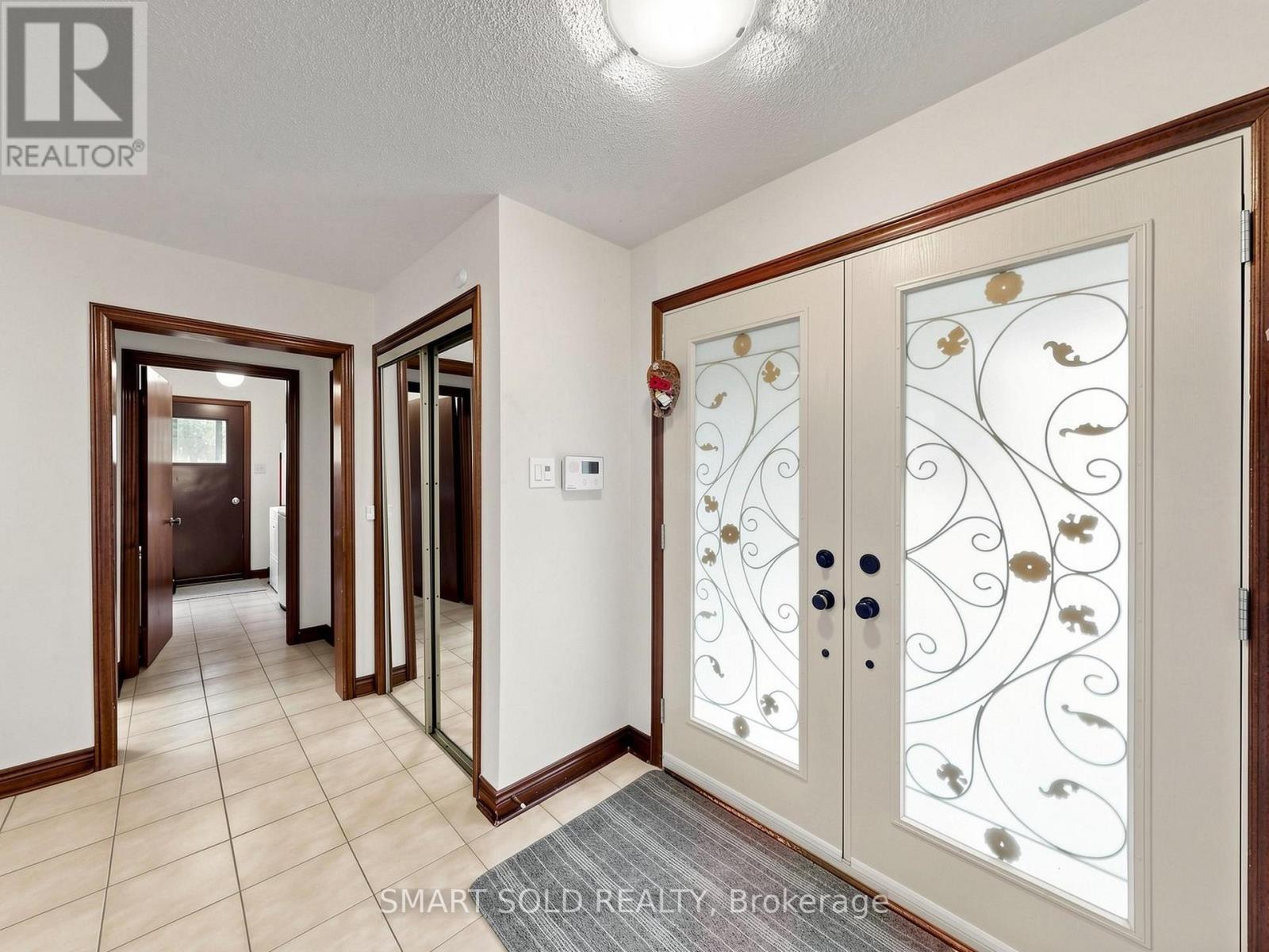 14 Marchwood Crescent, Richmond Hill, ON - Indoor Photo Showing Other Room