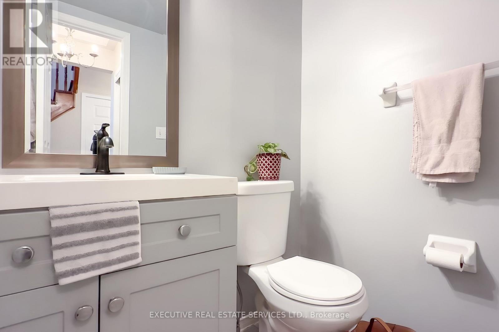 5727 Keldrew Avenue, Mississauga, ON - Indoor Photo Showing Bathroom