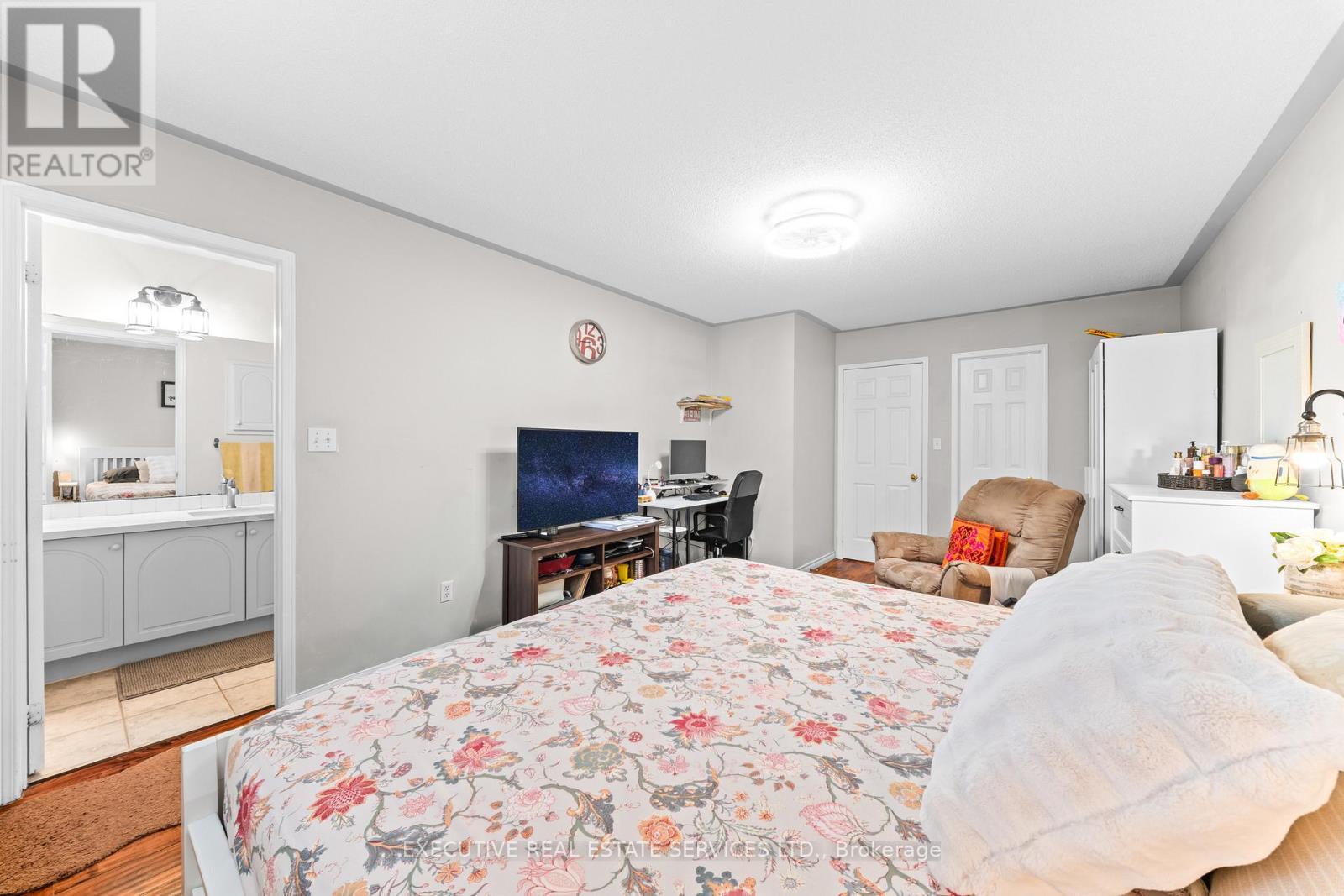 5727 Keldrew Avenue, Mississauga, ON - Indoor Photo Showing Bedroom