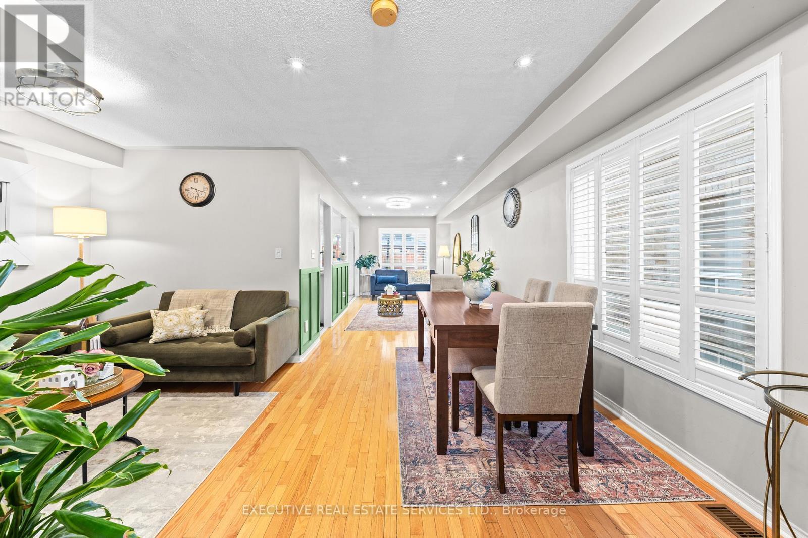 5727 Keldrew Avenue, Mississauga, ON - Indoor Photo Showing Dining Room