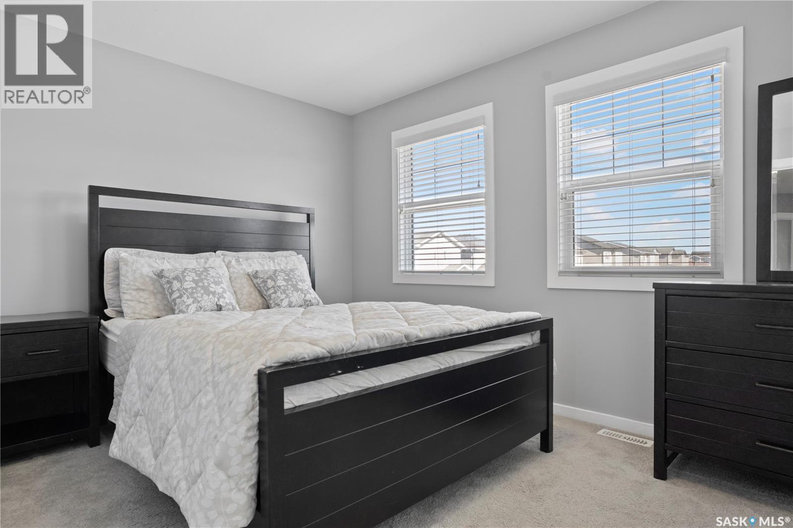 4733 Primrose Green Drive E, Regina, SK - Indoor Photo Showing Bedroom