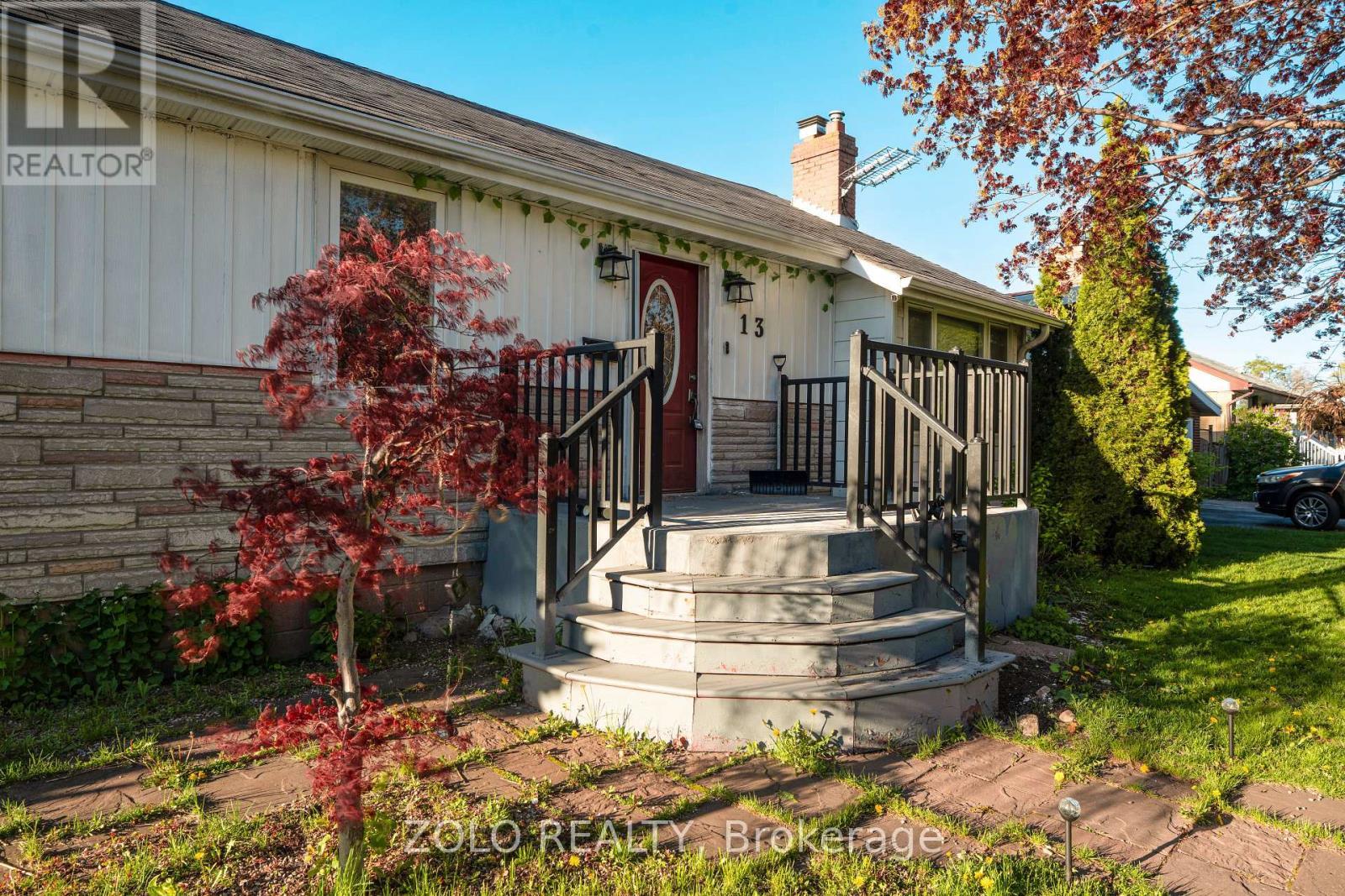 13 Foster Road, Mississauga, ON - Outdoor