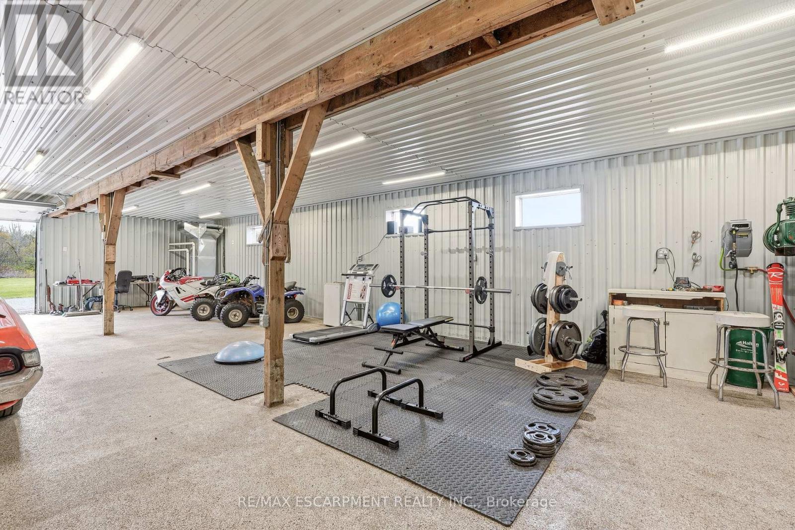 7196 Mcniven Road, Milton, ON - Indoor Photo Showing Gym Room