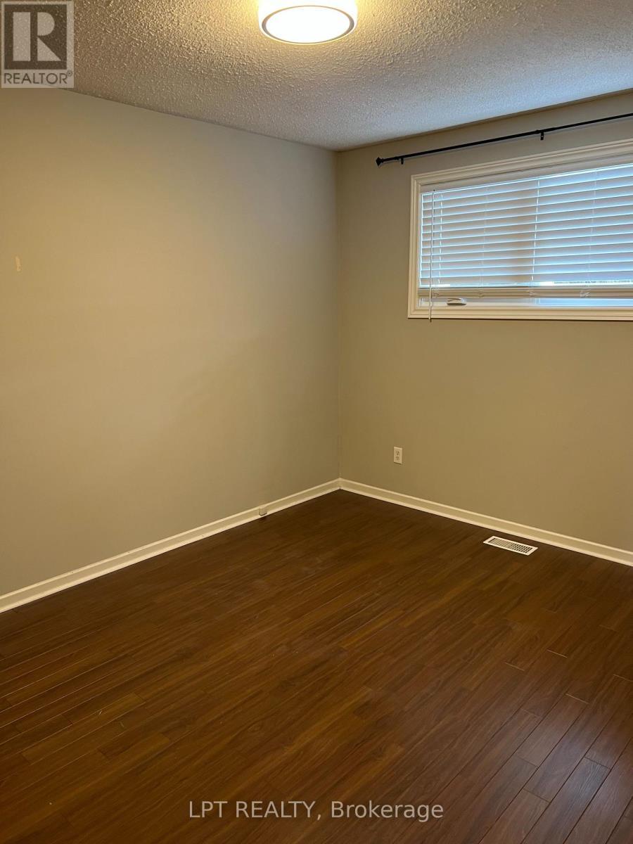 20 Glenbrook Drive, Guelph, ON - Indoor Photo Showing Other Room