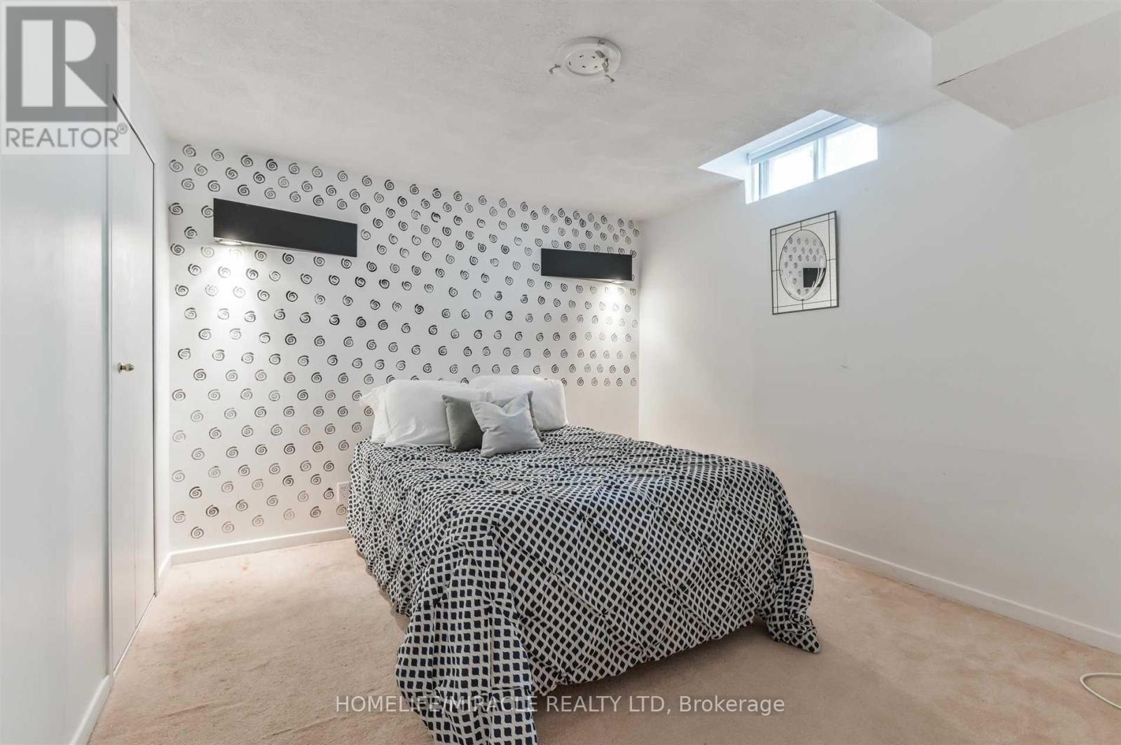 37 Banner Crescent, Ajax, ON - Indoor Photo Showing Bedroom