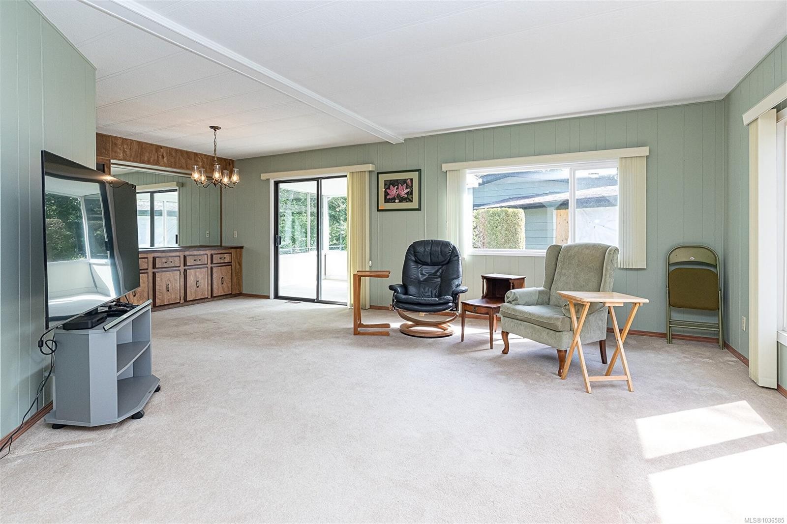 2170 Summergate Blvd, Sidney, BC