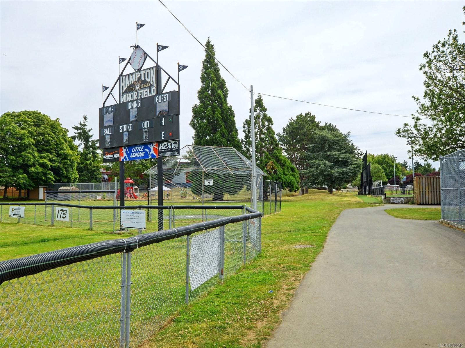 3746 Seaton St, Saanich, BC