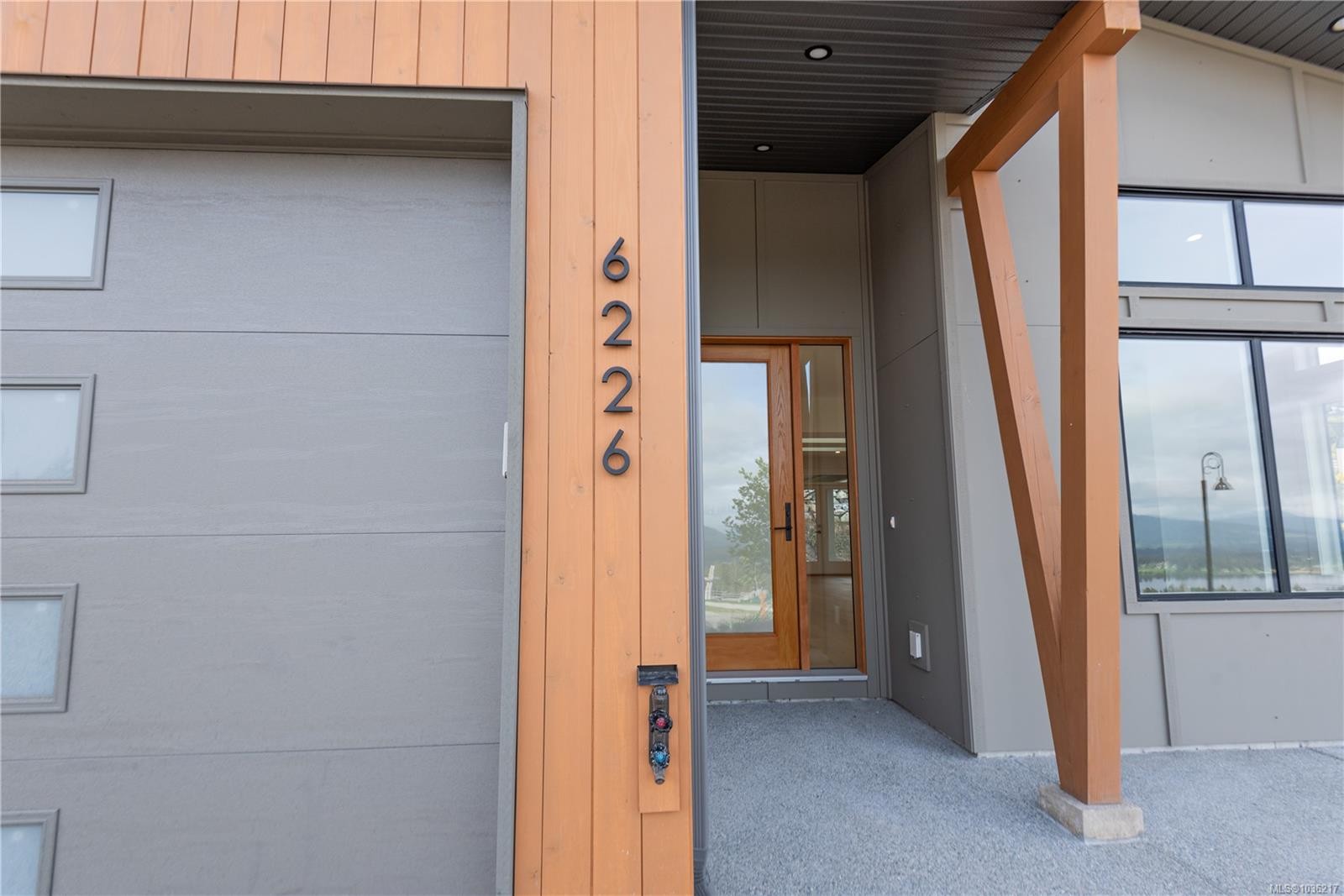 6226 Seablush Dr, Duncan, BC