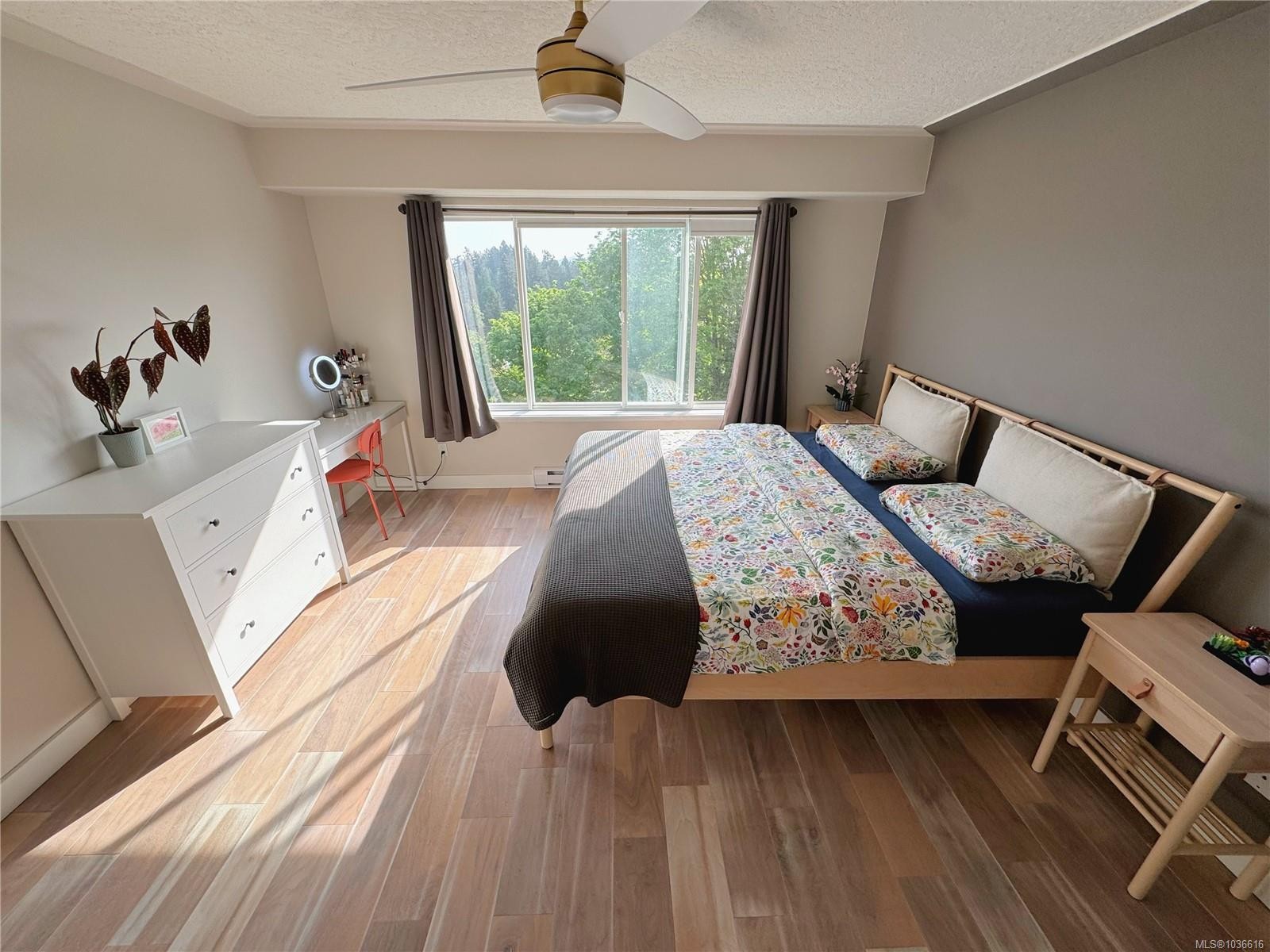 2596 Crystalview Dr, Langford, BC