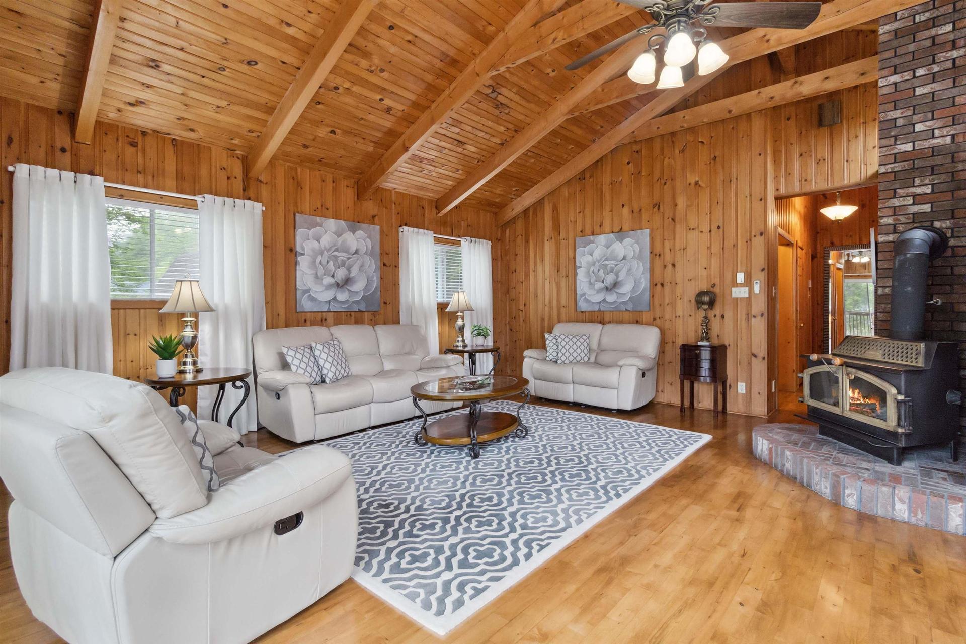 38 School Street, Sandy Point, NS
