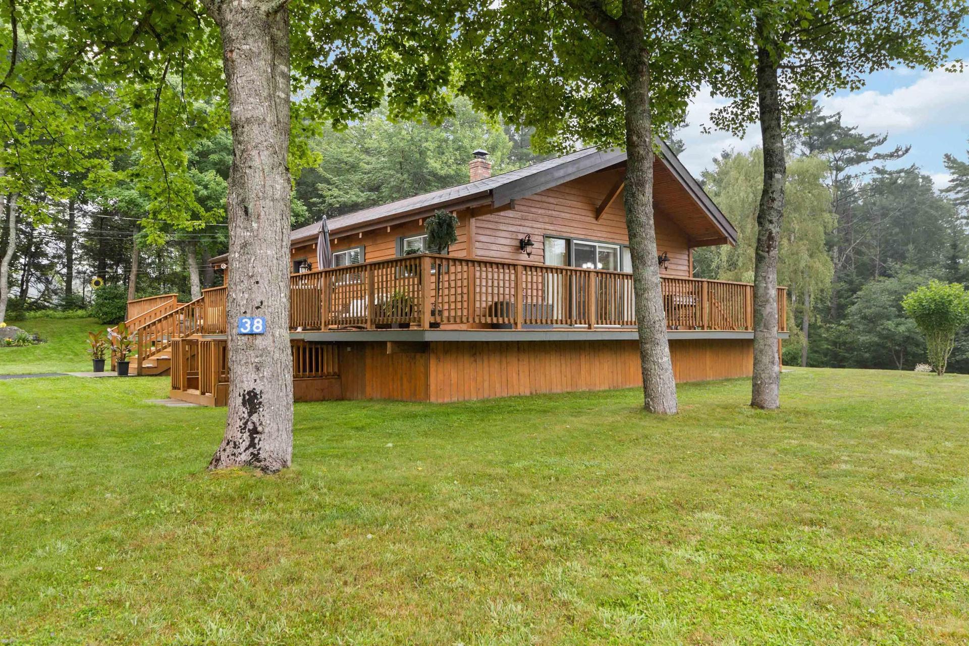 38 School Street, Sandy Point, NS