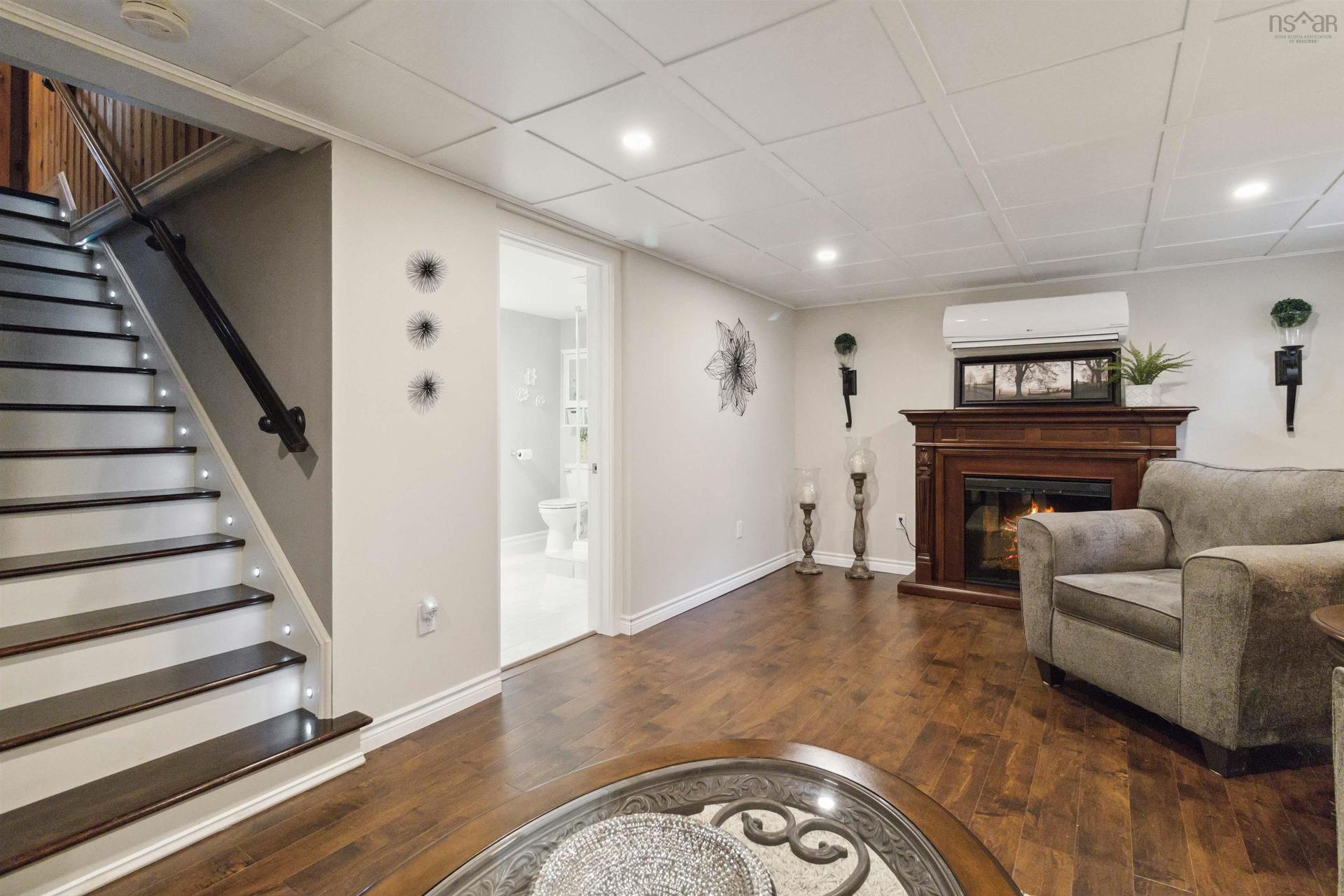 38 School Street, Sandy Point, NS