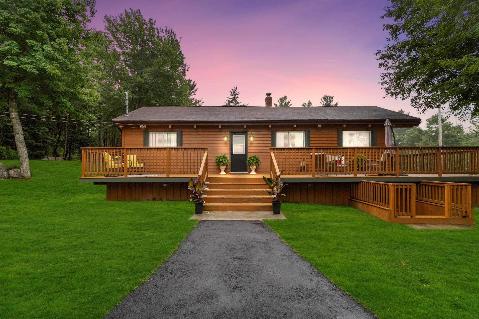 38 School Street, Sandy Point, NS