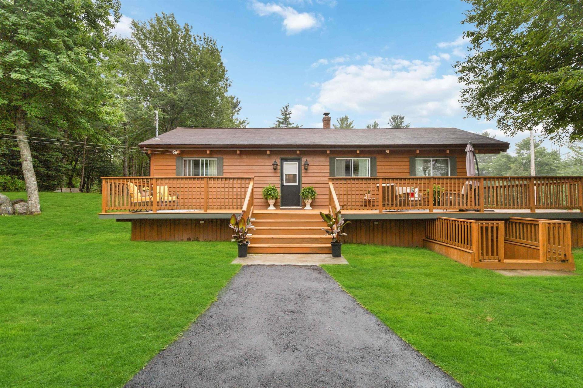 38 School Street, Sandy Point, NS