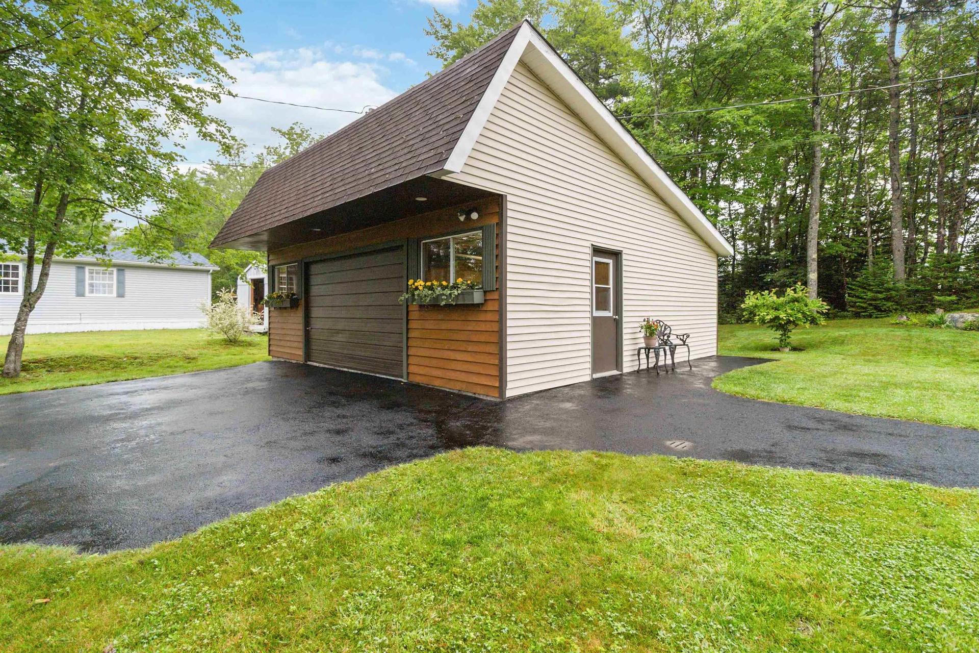 38 School Street, Sandy Point, NS