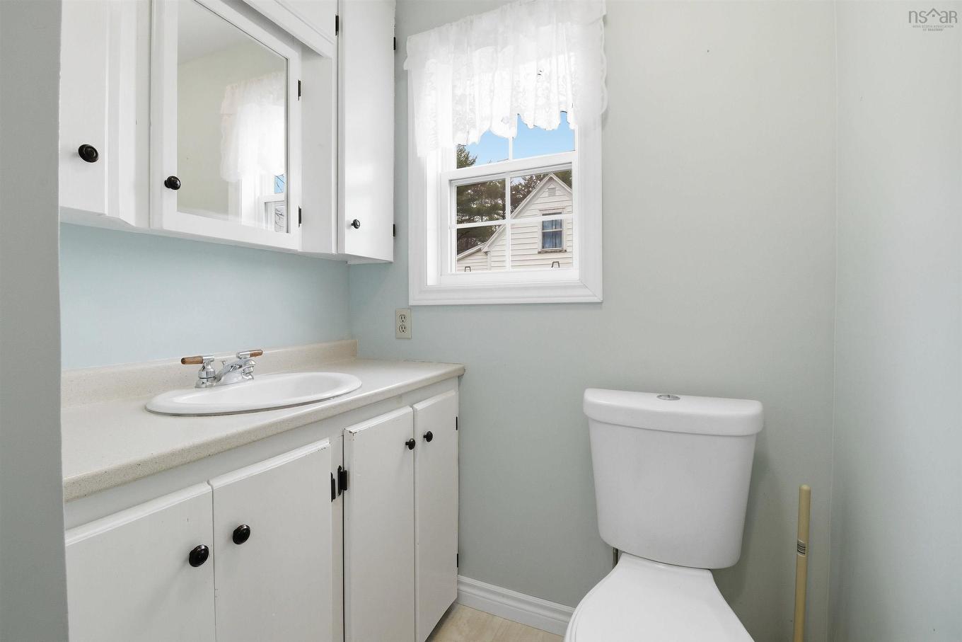 1163 King Street, Bridgewater, NS