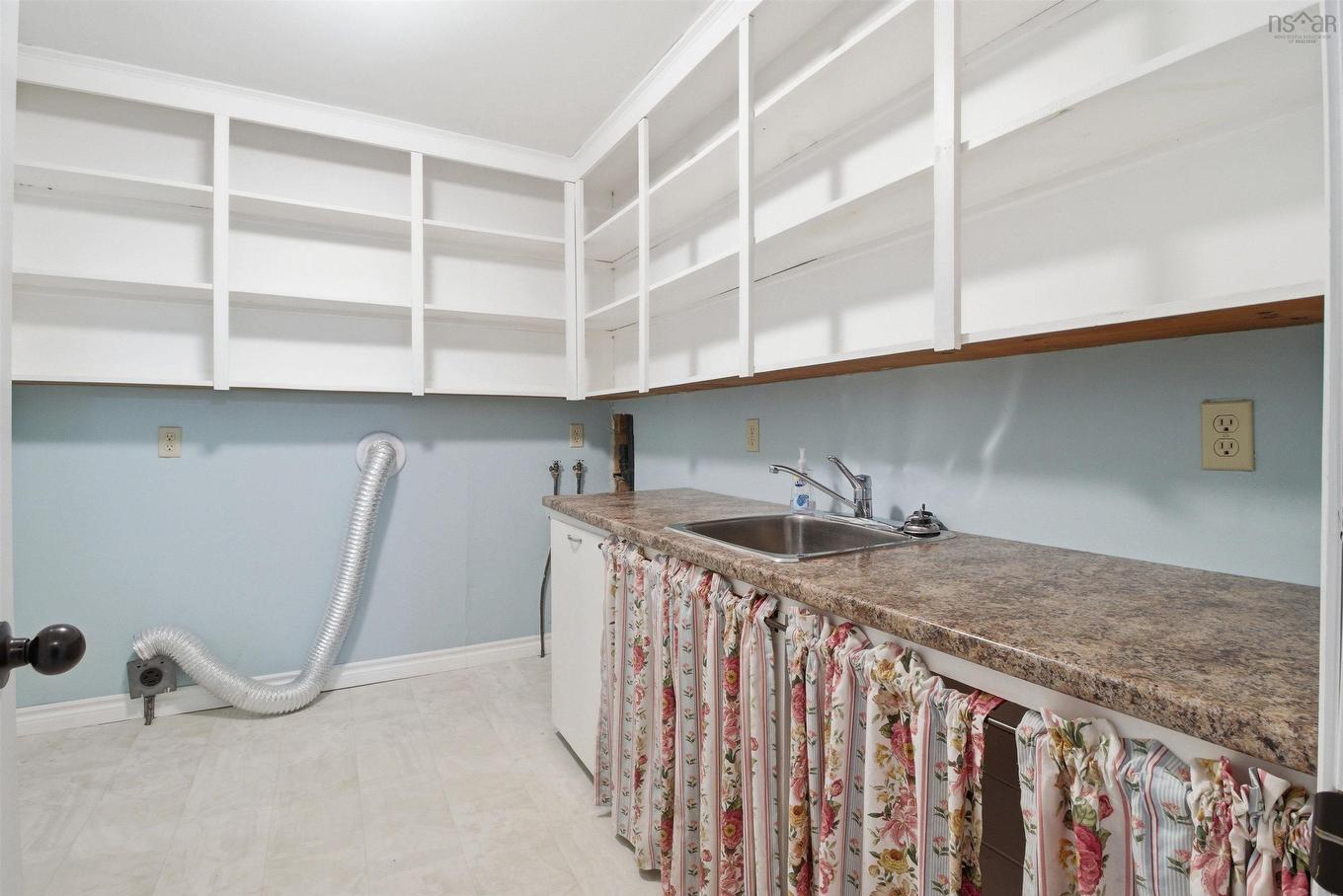 1163 King Street, Bridgewater, NS