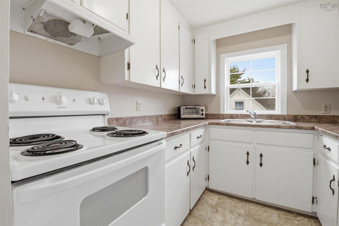 1163 King Street, Bridgewater, NS