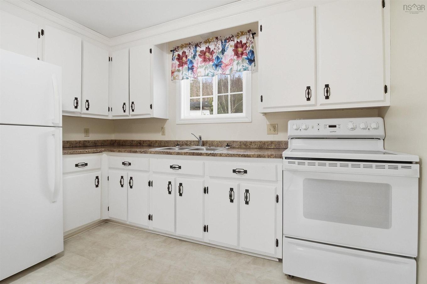 1163 King Street, Bridgewater, NS