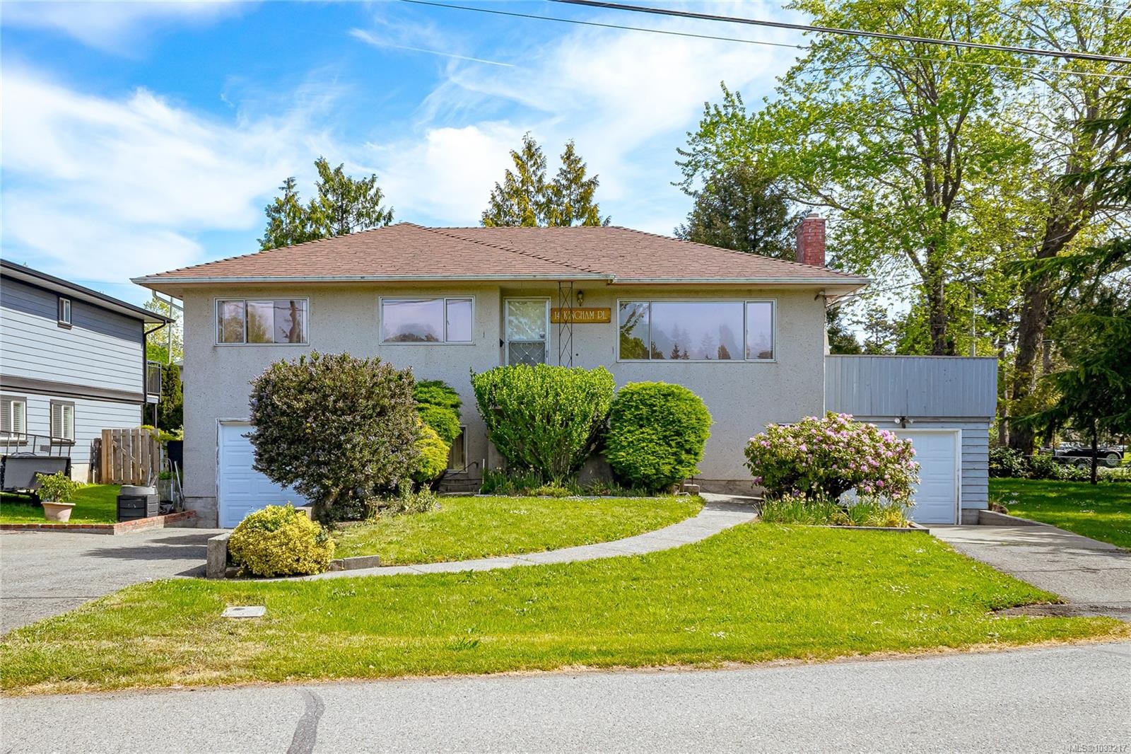 14 Kingham Pl, View Royal, BC
