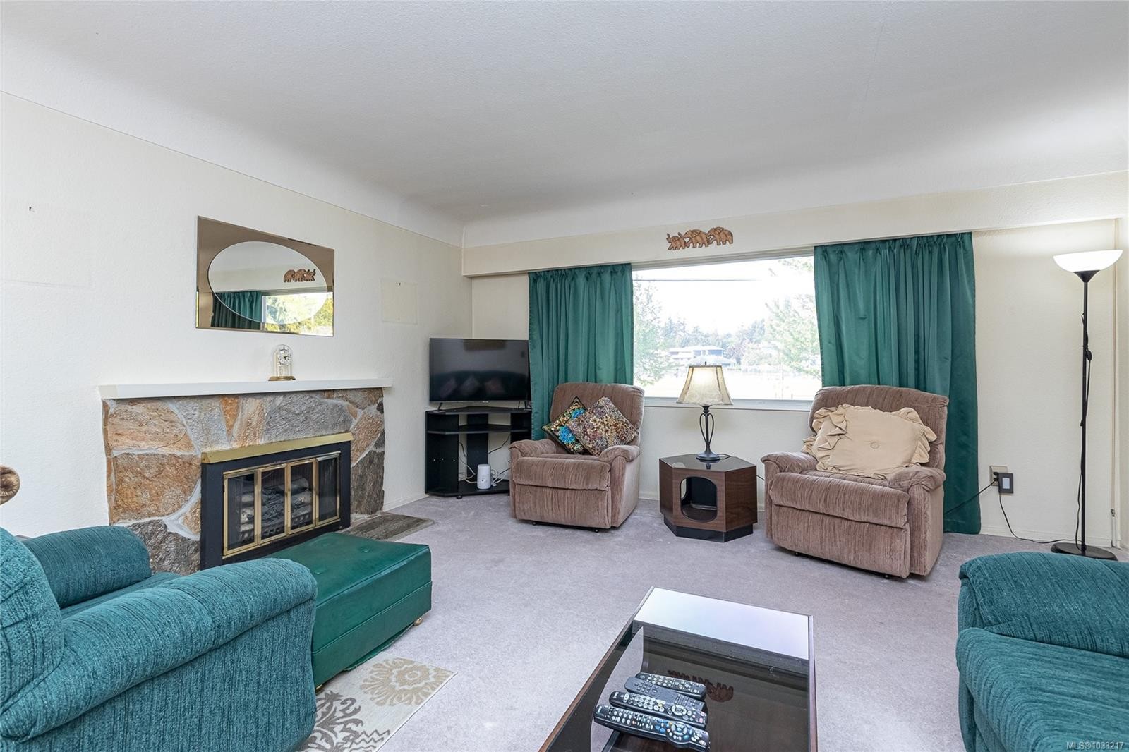 14 Kingham Pl, View Royal, BC
