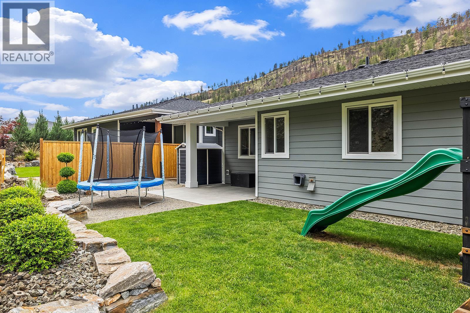 21 Forest Edge Drive, Kelowna, BC - Outdoor
