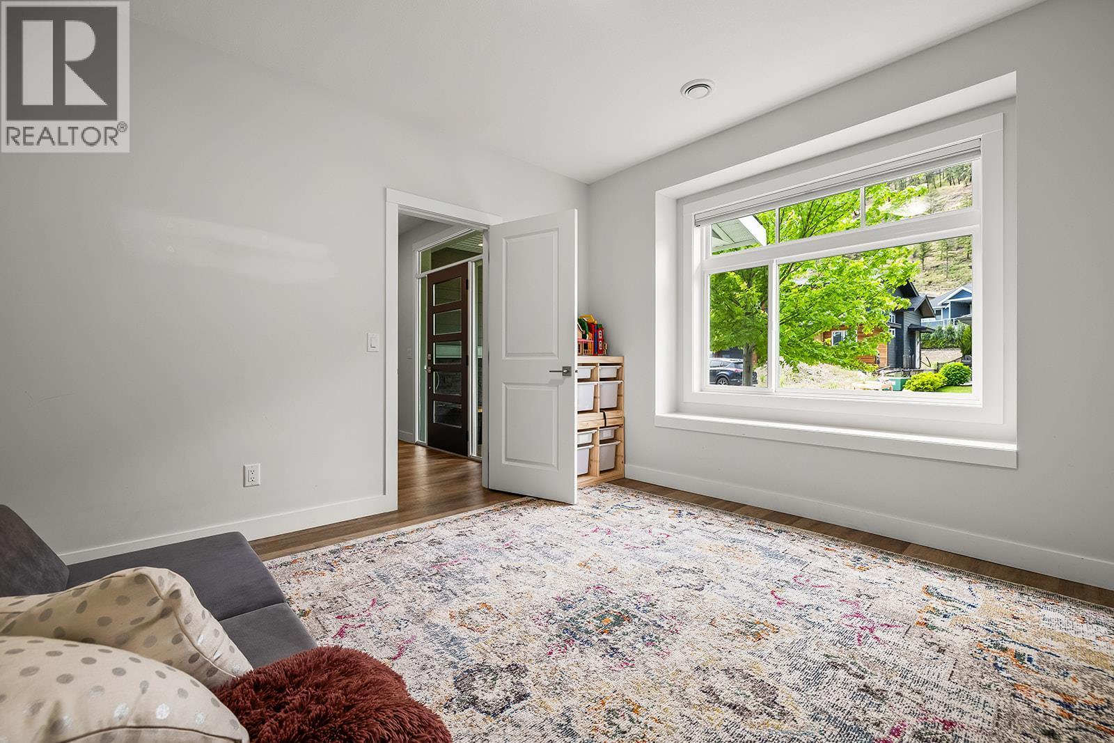 21 Forest Edge Drive, Kelowna, BC - Indoor