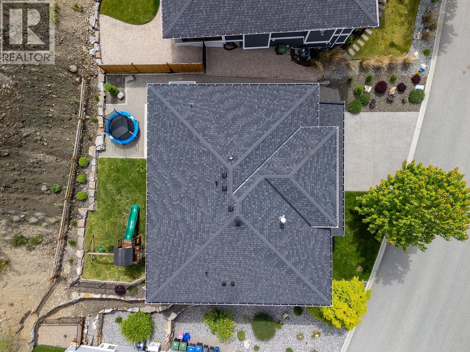 21 Forest Edge Drive, Kelowna, BC - Outdoor